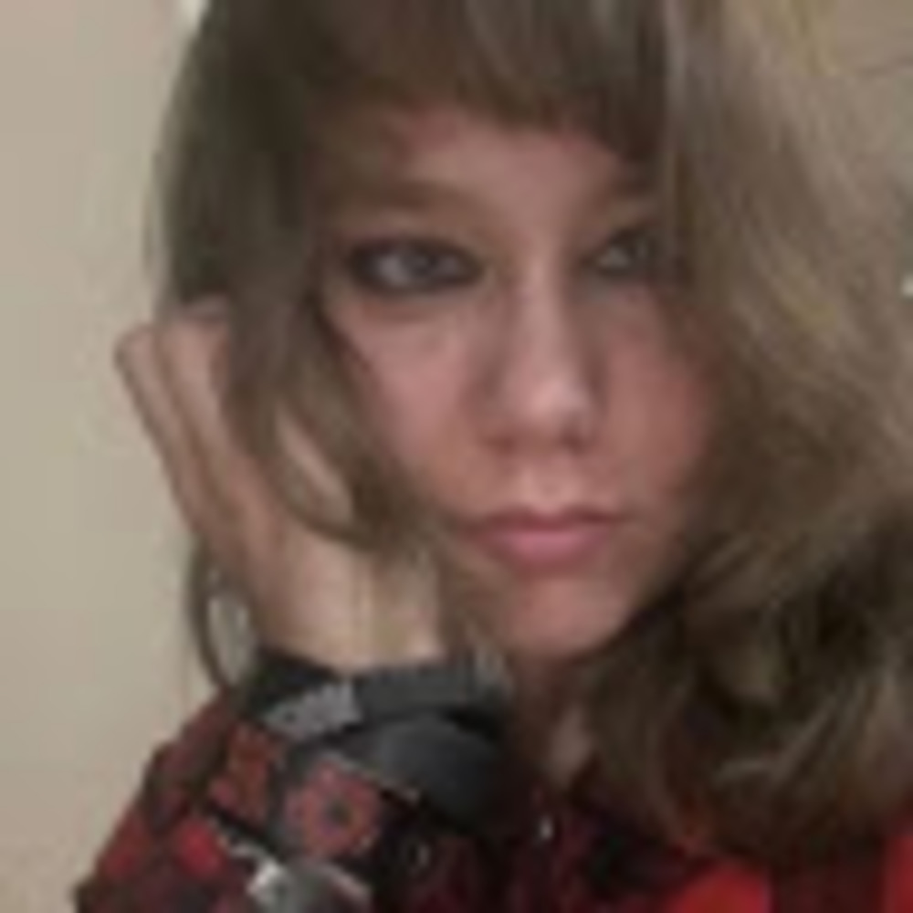 Meet your Posher, Lexi